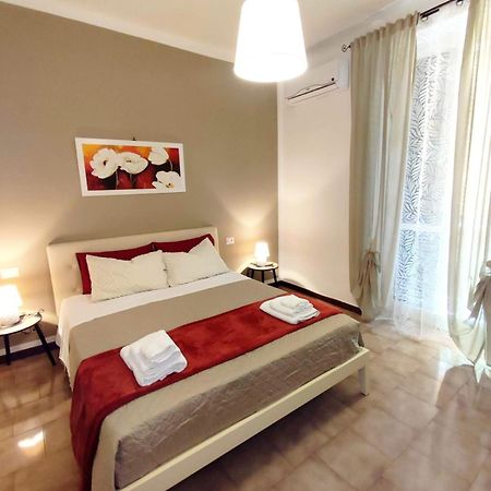 111 Guest House Бари Экстерьер фото